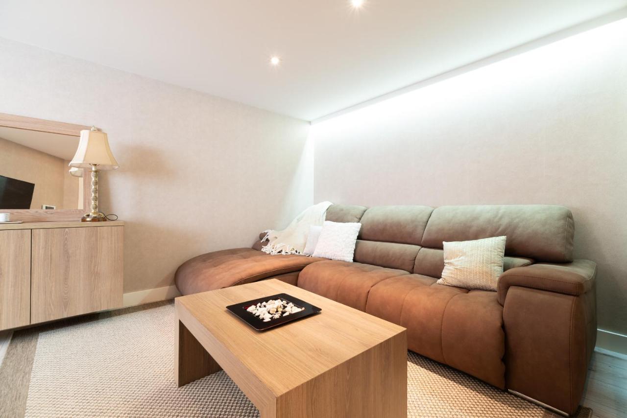 Elegante Apartamento Centrico Vigo Exterior photo