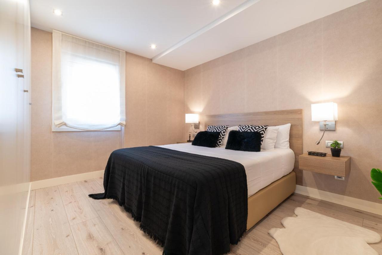 Elegante Apartamento Centrico Vigo Exterior photo